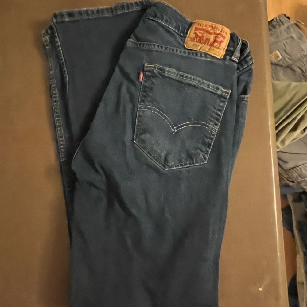 Men’s 505 Levi’s blue jeans size 34x32
